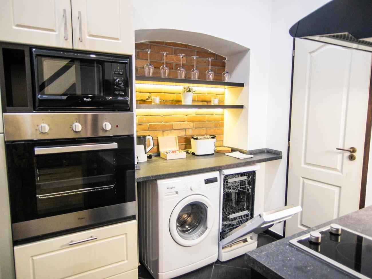 Goldcentral Akacfa Apartmán Budapest