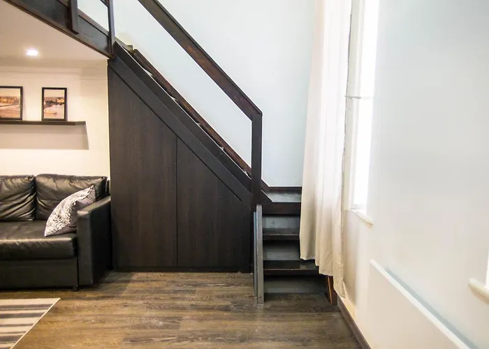 Goldcentral Apartment Akacfa-Next To Mazel Tov-Brilliant Location