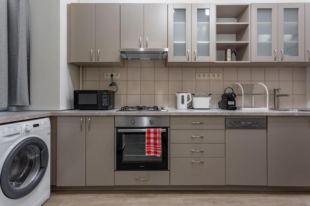 Goldcentral Akacfa Apartament Budapesta